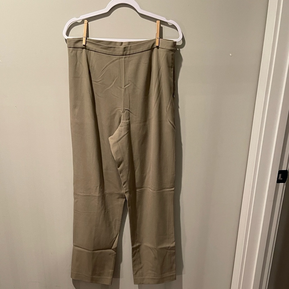 Rafaella Women’s Tan Pants